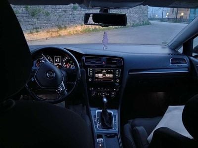 Usata VW Golf VII Highline 110 CV (80 kW) 2016 Berlina