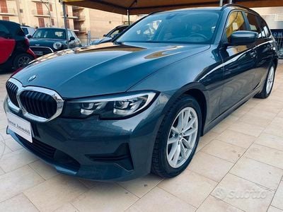 Usata BMW 320 Advantage 190 CV (139 kW) 2020 Grigio Station wagon