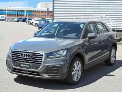 Usata Audi Q2 Business 116 CV (85 kW) 2017 Grigio SUV