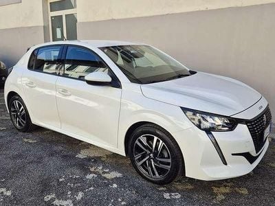 Usata Peugeot 208 Allure 102 CV (75 kW) 2021 Utilitaria