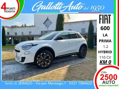 Nuova Fiat 600 La Prima 110 CV (80 kW) 2025 268bianco gelato pastello SUV