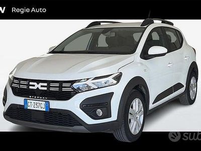 Usata Dacia Sandero Stepway 101 CV (74 kW) 2024 Bianco Berlina