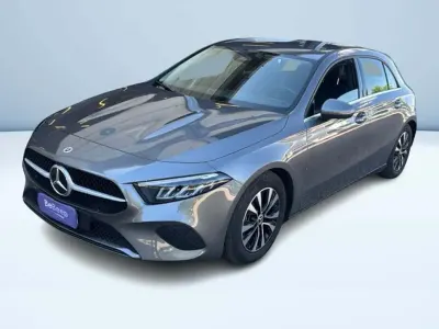 Usata Mercedes A180 Advanced 116 CV (85 kW) 2025 Grigio Berlina