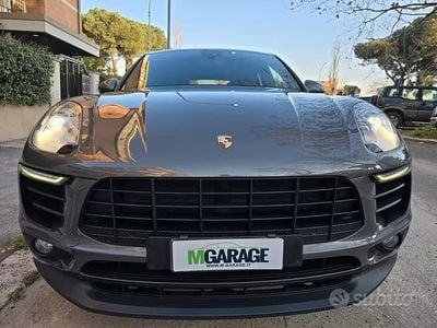 Usata Porsche Macan 252 CV (185 kW) 2018 Grigio SUV