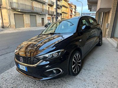 Usata Fiat Tipo Lounge 120 CV (88 kW) 2017 Nero Berlina