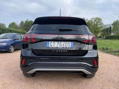 Usata VW T-Cross R-line 116 CV (85 kW) 2024 Nero SUV