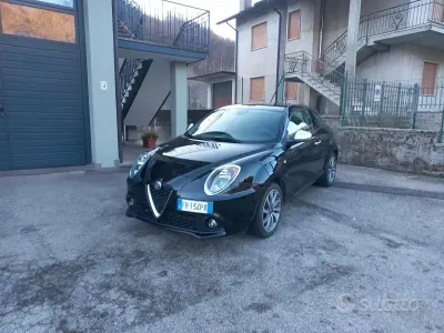 Usata Alfa Romeo MiTo Super 77 CV (56 kW) 2018 Nero Utilitaria