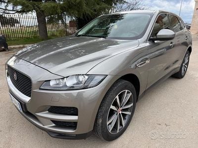 Usata Jaguar F-Pace Portfolio 240 CV (176 kW) 2017 Marrone SUV