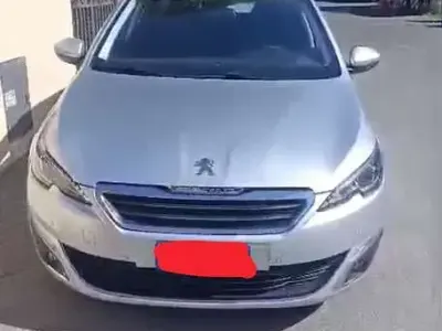 Usata Peugeot 308 SW Allure 131 CV (96 kW) 2016 Station wagon