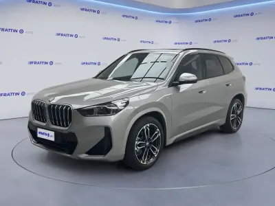 Usata BMW X1 Sport Line 150 CV (110 kW) 2024 Space silver [c67]  metallizz SUV