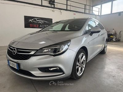 Usata Opel Astra 110 CV (80 kW) 2017 Gray Station wagon