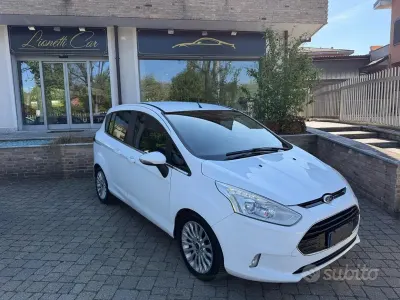 Usado Ford B-MAX Titanium 75 CV (55 kW) 2013 Blanco Monovolumen