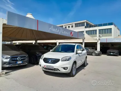 Usata Renault Koleos Dynamique 150 CV (110 kW) 2014 Bianco SUV