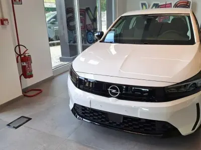 Nuova Opel Corsa Edition 101 CV (74 kW) 2026 Bianco Utilitaria