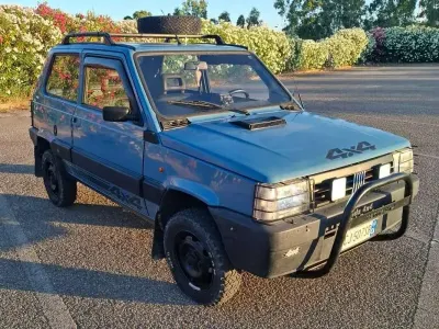Usata Fiat Panda 4x4 50 CV (36 kW) 1990 Blu/azzurro Utilitaria