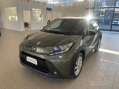 Usata Toyota Aygo X Trend 72 CV (52 kW) 2022 Verde SUV