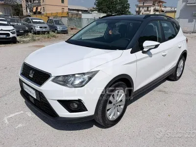 Usata Seat Arona Style 95 CV (69 kW) 2019 Grigio SUV