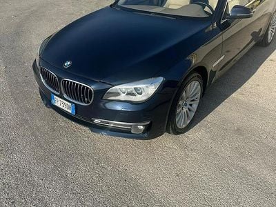 Begagnad BMW 730 268 HK (197 kW) 2013 Blå Sedan