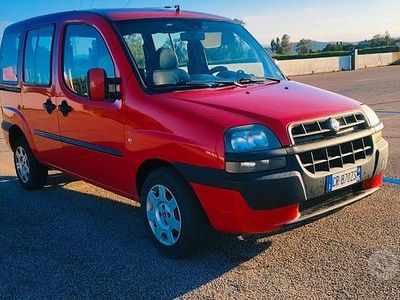 Usata Fiat Doblò 2004 Rosso Monovolume