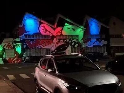 Usata MG ZS 106 CV (77 kW) 2023 Grigio Berlina