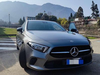 Usata Mercedes A180 Edition 116 CV (85 kW) 2022 Grigio Berlina