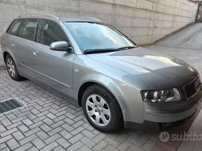Usata Audi A4 131 CV (96 kW) 2003 Grigio Station wagon