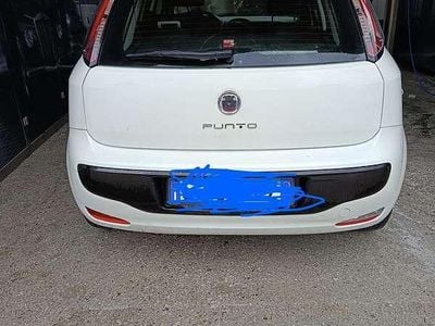 Usata Fiat Punto Active 60 CV (44 kW) 2011 Utilitaria