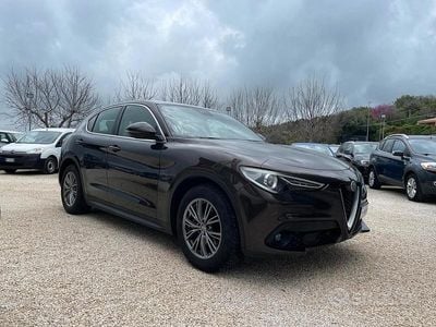 Usata Alfa Romeo Stelvio Executive 180 CV (132 kW) 2018 Marrone SUV