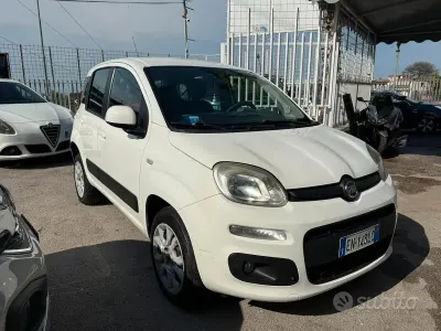 Usata Fiat Panda Lounge 85 CV (62 kW) 2012 Bianco Utilitaria