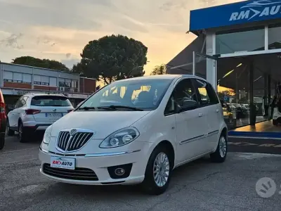 Usata Lancia Musa 77 CV (56 kW) 2012 Beige Monovolume