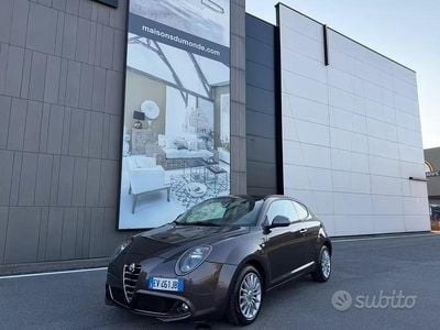Begagnad Alfa Romeo MiTo Distinctive 120 HK (88 kW) 2014 Brun Halvkombi