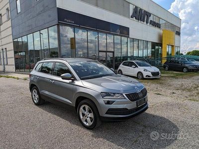 Usata Skoda Karoq Executive 116 CV (85 kW) 2019 Grigio SUV