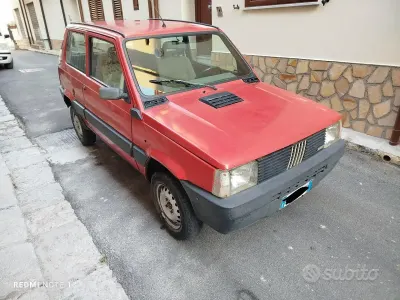 Usata Fiat Panda 4x4 50 CV (36 kW) 1990 Utilitaria