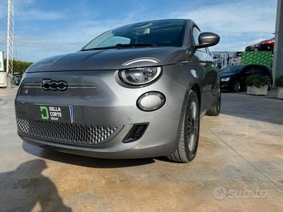 Usata Fiat 500e Icon 42 kW (58 CV) 2021 Grigio Berlina