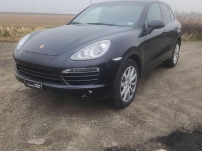 Usata Porsche Cayenne Platinum Edition 245 CV (180 kW) 2014 Nero SUV