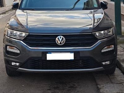 Usata VW T-Roc Style 116 CV (85 kW) 2019 Grigio SUV