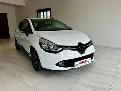 Usata Renault Clio 90 CV (66 kW) 2015 Bianco Station wagon