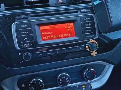 Usata Kia Rio Active 75 CV (55 kW) 2016 Nero Utilitaria