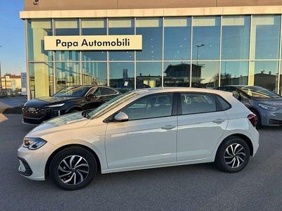 Usado VW Polo Life 95 CV (69 kW) 2023 Gris Berlina
