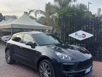 Usata Porsche Macan 250 CV (183 kW) 2016 Grigio SUV