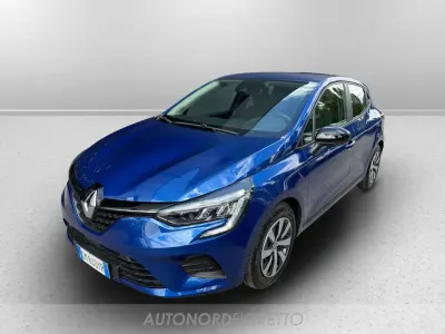 Usata Renault Clio V Equilibre 145 CV (106 kW) 2023 Blu/azzurro Berlina