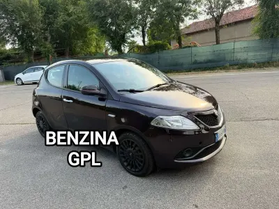 Usata Lancia Ypsilon Gold 69 CV (50 kW) 2013 Other Utilitaria