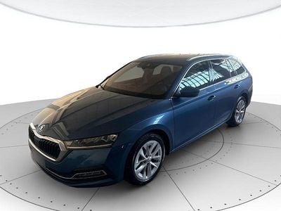 Usata Skoda Octavia Style 150 CV (110 kW) 2021 Blu Station wagon