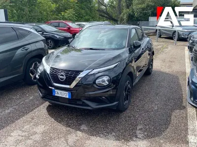Gebraucht Nissan Juke N-Connecta 114 PS (83 kW) 2023 Schwarz SUV