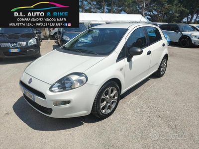 Usata Fiat Punto Street 75 CV (55 kW) 2014 Bianco Utilitaria