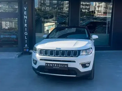 Usata Jeep Compass Limited 140 CV (102 kW) 2019 Bianco SUV