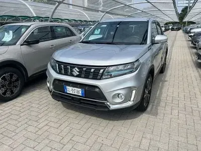 Usata Suzuki Vitara 116 CV (85 kW) 2022 Grigio SUV