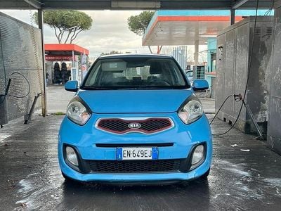 Usata Kia Picanto 2012 Blu Utilitaria