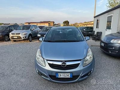 Usata Opel Corsa Club 80 CV (58 kW) 2007 Blu Utilitaria