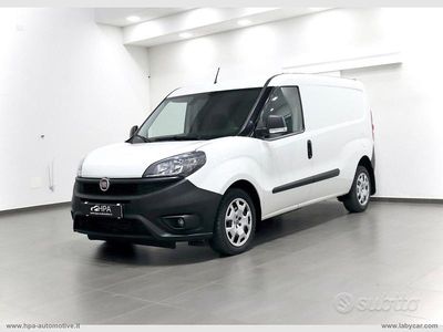 Usata Fiat Doblò 120 CV (88 kW) 2021 Bianco Monovolume